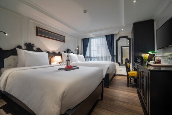 MGB – Window Deluxe Room