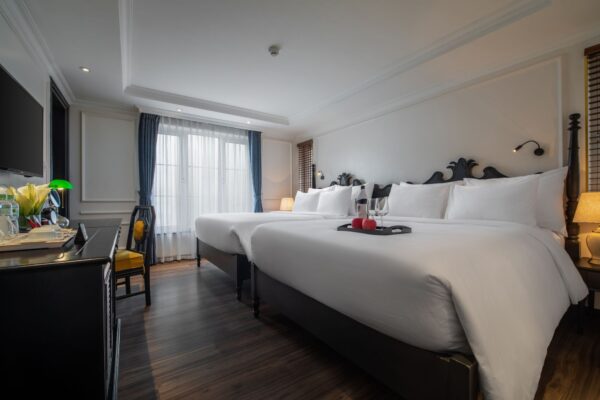 MBHS – Family City View Room